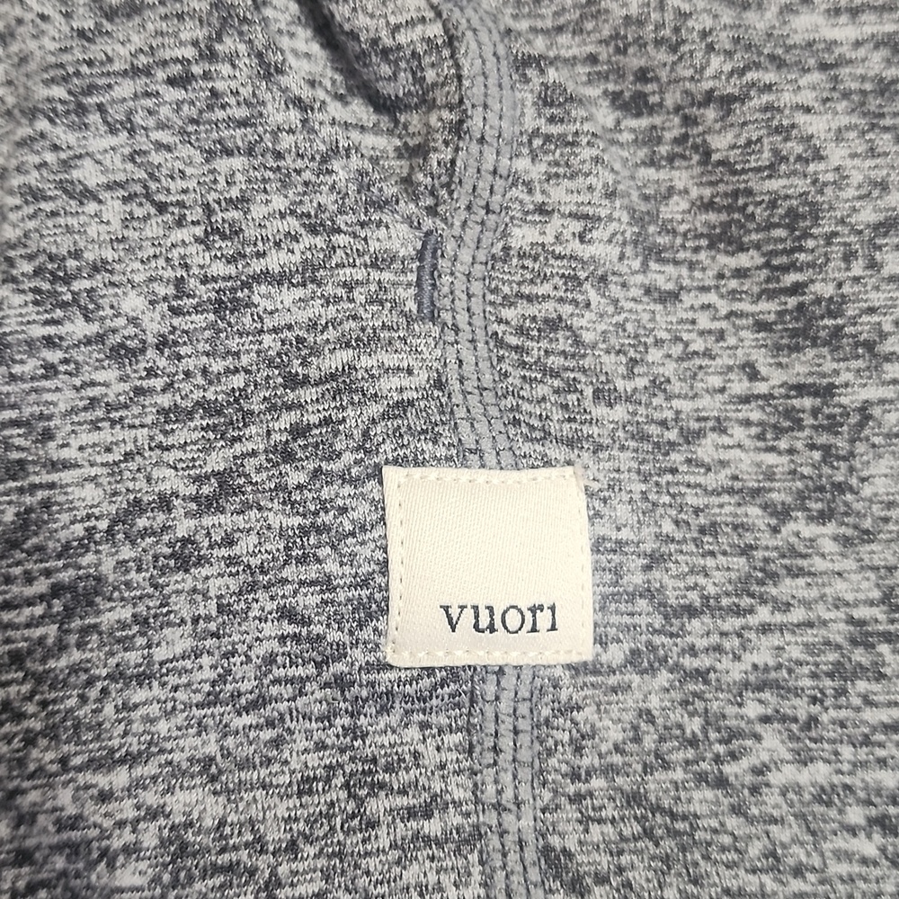 Vuori Gray Cropped Joggers - Picture 4 of 4
